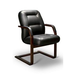 Кресло конференц VICTORIA C LX, орех темный, кожа черная